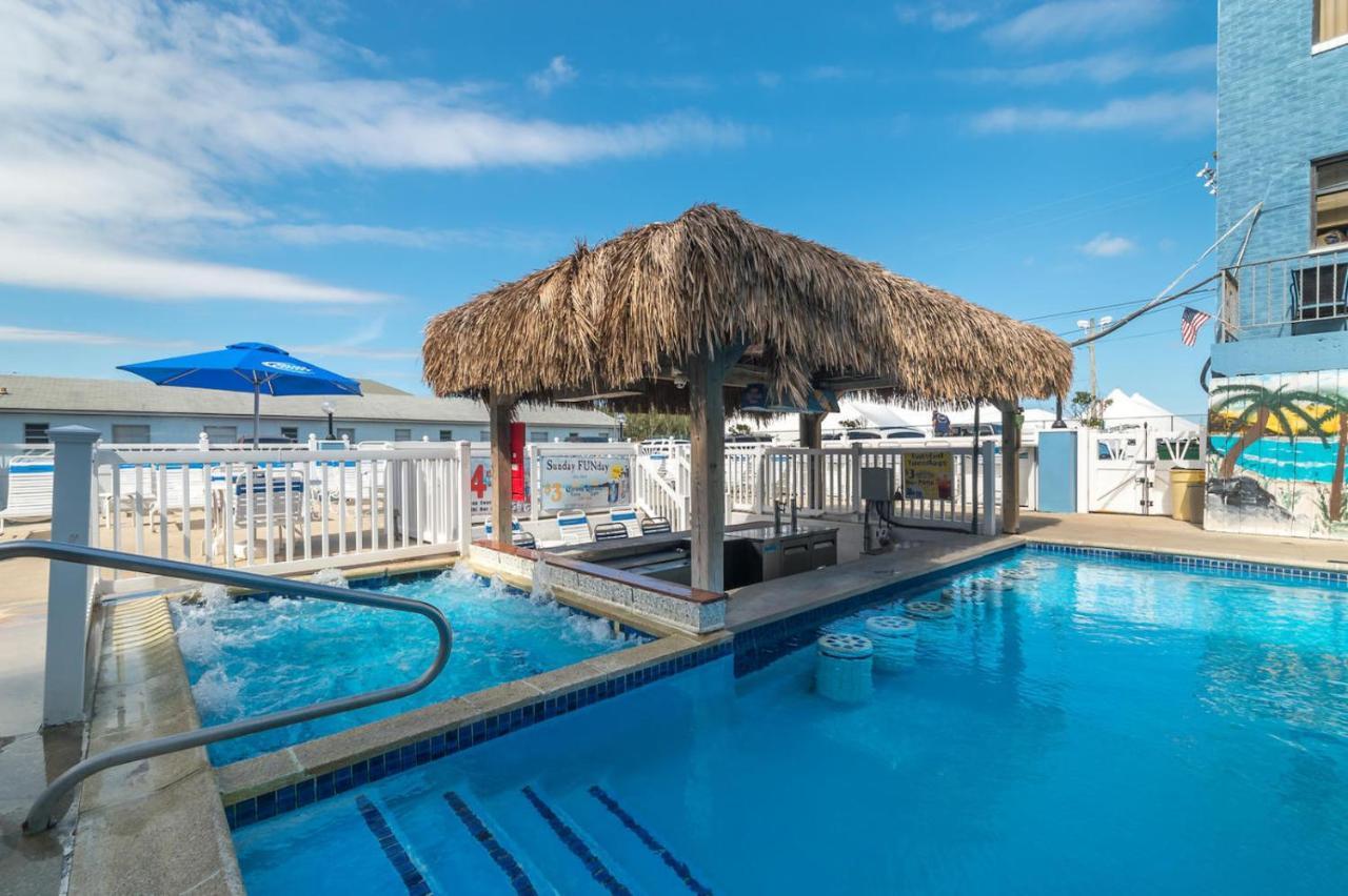 Oceanic Hotel & Barefoot Tiki Bar Вайлдвуд Экстерьер фото