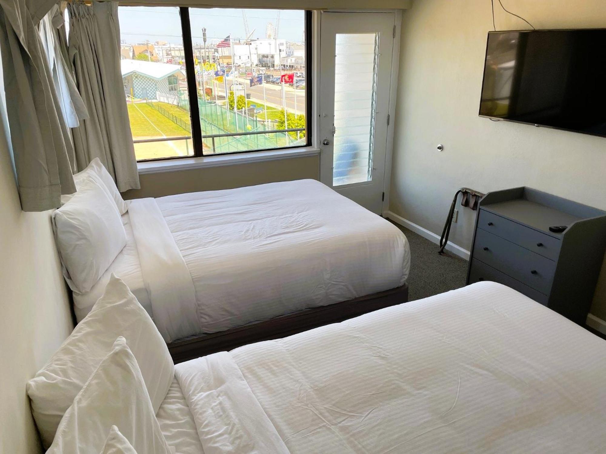 Oceanic Hotel & Barefoot Tiki Bar Вайлдвуд Номер фото